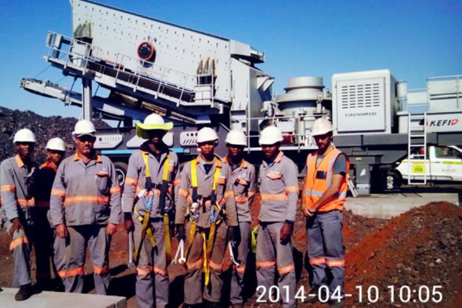 The sand making effect of the 300 tons per hour sand making production line is amazing