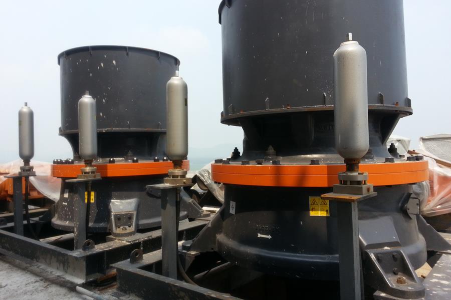 Cone crusher for metal ore mining