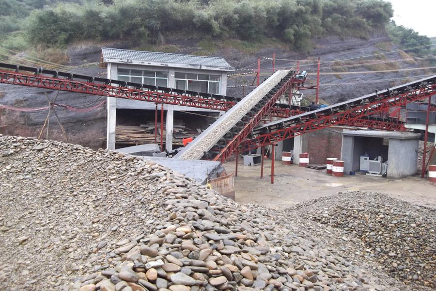 What should be paid attention to in the routine inspection of the ball mill